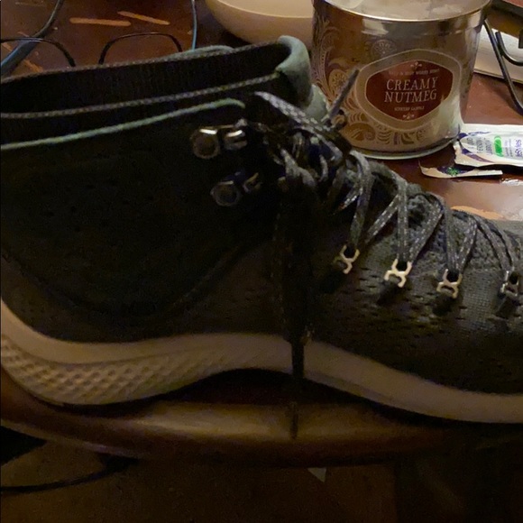 Timberland boots, barely worn! - Picture 3 of 3